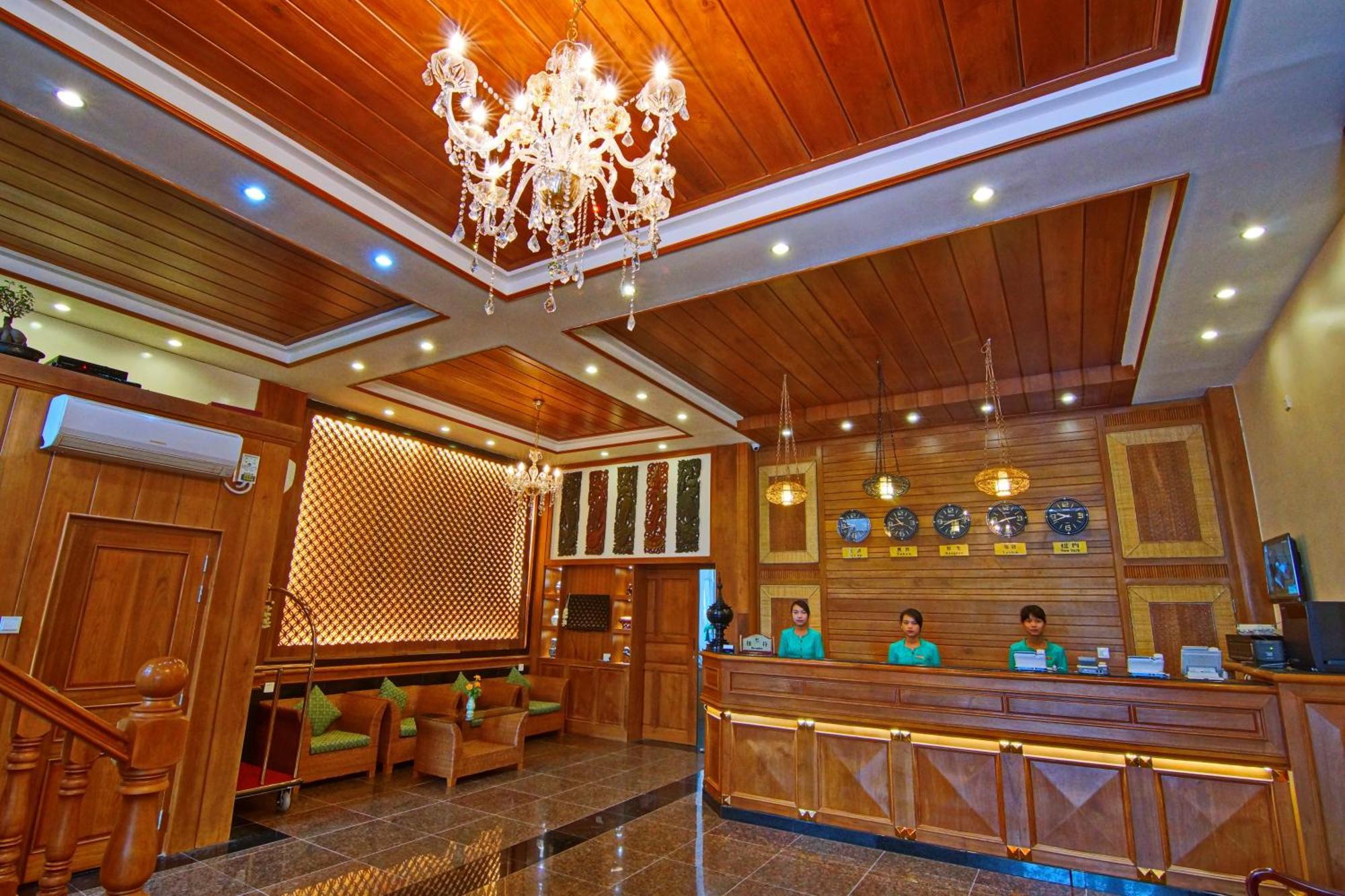 Hotel Royal Pearl 3*